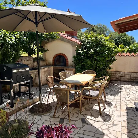 Maria Nives Casa de Férias